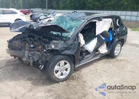 2014 Jeep Compass Sport из США, поврежденный, VIN 1C4NJCBA4ED887483